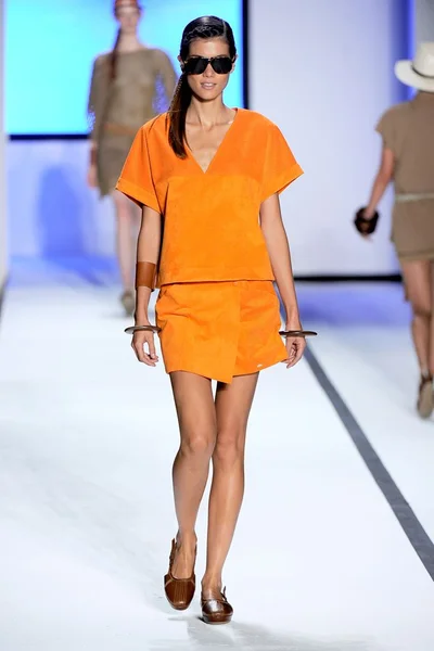 Look 21